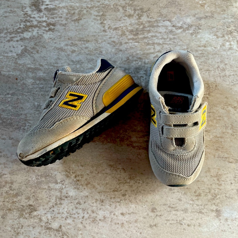 New Balance toddler sneakers size 6/6.5
